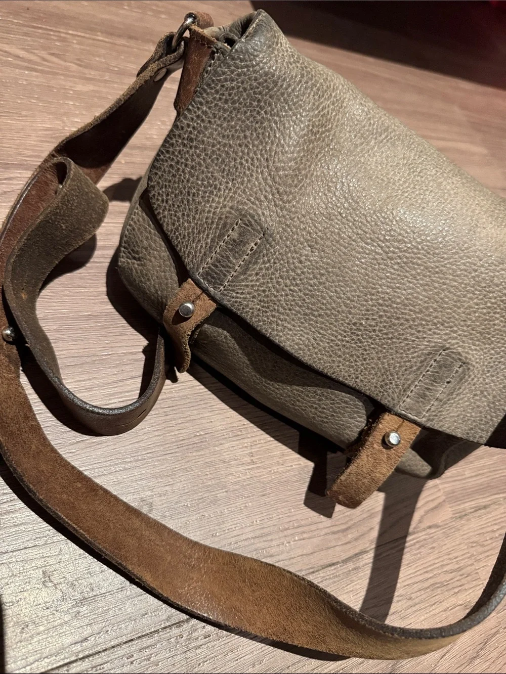 M0851 crossbody leather bag - Picture 2 of 9